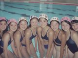 三重県　女子水泳部　集合写真　#部活　#水泳部　#競泳水着　#AI美少女　　